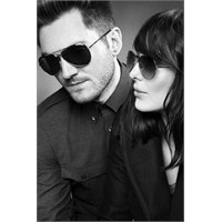Burberry 2012 Yaz Sezonu Müzikle Açıldı