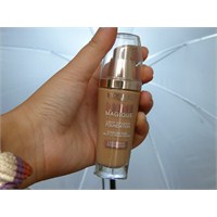 L'oreal Lumi Magique Foundation