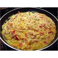 Parmakları Yedirten Bir Lezzet: Kaşarlı Menemen