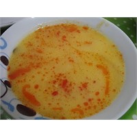 Tereyağ Soslu Sarı Mercimek Çorbası