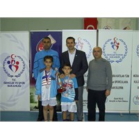 Badmintoncular Türkiye Şampiyonasına Hazırlanıyor