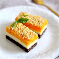 3 Renkli İrmik Tatlısı