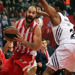 Basketbolu sizden öğrenecek değiliz