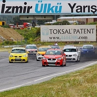 Pist Kupası