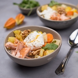 Lachs Bowl mit Herbstgemüse