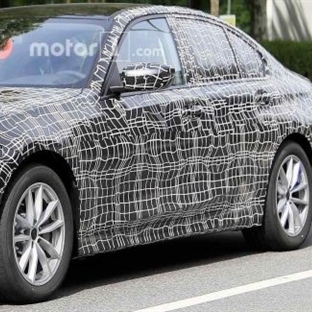 2019 BMW 3 Serisi daha az kamuflajla görüntülendi