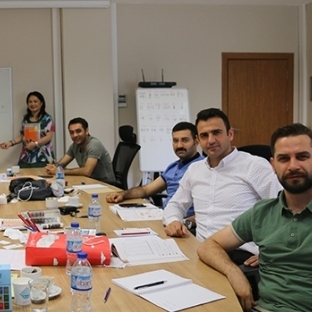 Hâkimler Çince Öğreniyor!