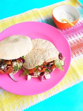 Griekse Pitabroodjes met feta en kip