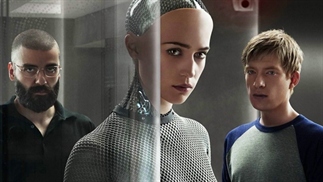 Recently watched #18 o.a review van ex machina