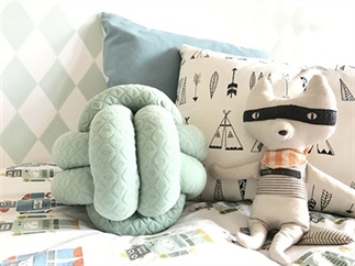 DIY: Knoopkussen