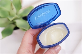 Dit kan je allemaal doen met Vaseline!