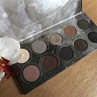 Het zoeva smoky palette