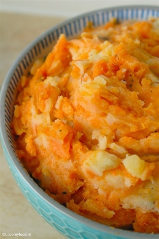 Twee-kleuren aardappelpuree