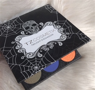 TZ twilight eyeshadow palette