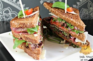 Carpaccio Clubsandwich met rookvlees
