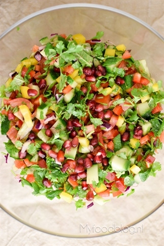 Kleurrijke Midden-Oosterse salade