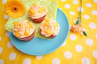 Mango cupcakes