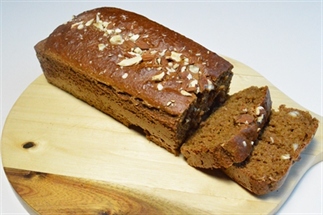 Ontbijtkoek met amandelen