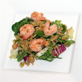 Salade met gamba en freekeh