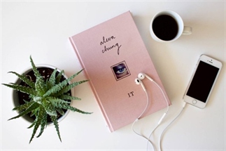 BOEK REVIEW | ALEXA CHUNG – IT: AANRADER OF…?