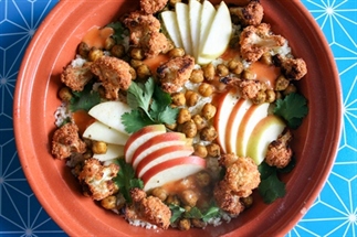 Couscous met kikkererwten en krokante bloemkool