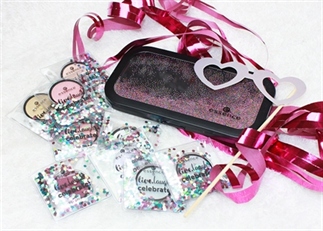 Essence Live.Laugh.Celebrate! collectie