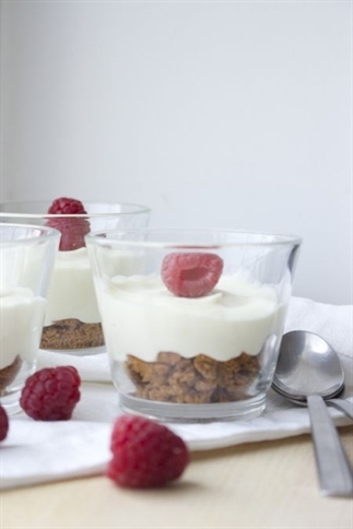 Snelle Witte Chocolademousse met koffieleutjes