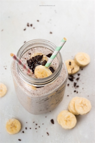 Gezonde milkshake banaan, kokos & stracciatella
