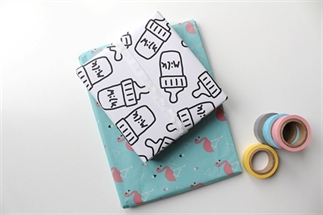 Gratis printable cadeaupapier met MILK-print