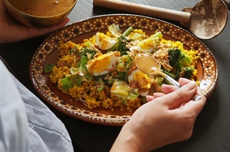 Heerlijke gado gado met homemade pindasaus