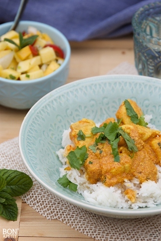 KIP CURRY MET EEN FRISSE MANGOSALADE