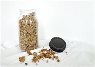Makkelijke tahini granola