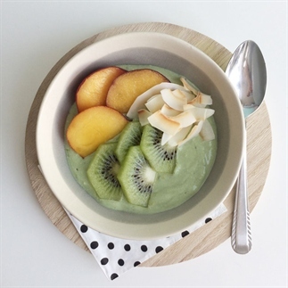 Matcha breakfast bowl