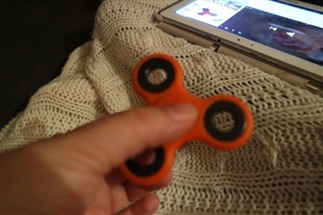 Review fidget spinner!