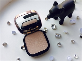 Review // MUA Luxe Strobe & Glow Highlight Kit