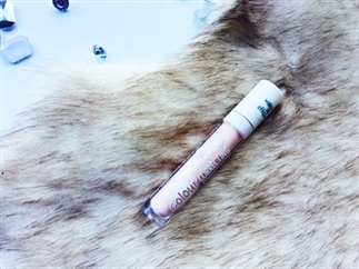 Review // Roze concealer?!