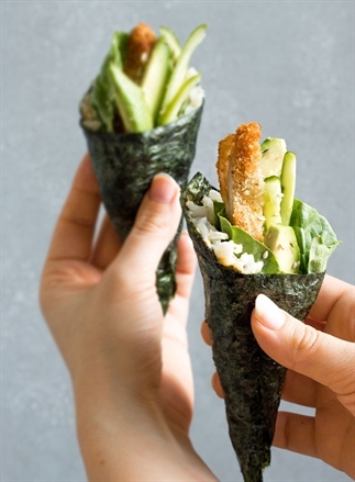Temaki van zilvervliesrijst