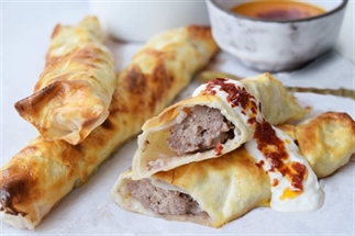 Yufkarolletjes met lamsgehakt