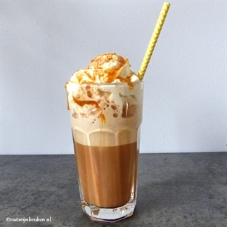 Frappuccino met karamelsaus