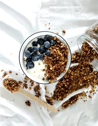Super granola met hennepzaad
