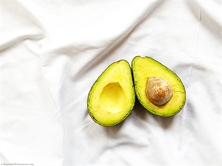 WAAROM AVOCADO GEZOND IS EN IK HET ELKE DAG EET!