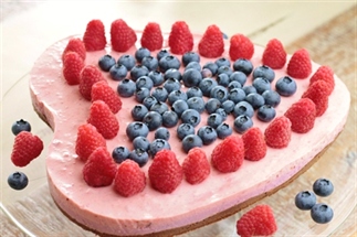 Blauwe bessen-Frambozen yoghurttaart