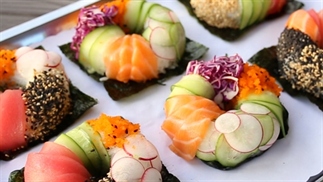 FOODPORN ALERT: DE SUSHI DONUT IS HERE!