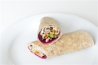 Lunch wraps met geitenkaas, bietjes en walnoten