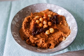 Makkelijk recept: Hummus met zongedroogde tomaten