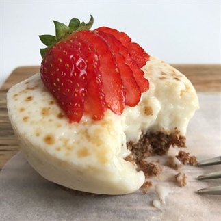 Vegan panna cotta
