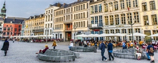 24 uur in… Mons
