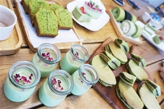 ALL MATCHA HIGH TEA BIJ ROUND&ROUND