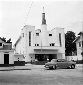 De verdwenen bioscopen van Paramaribo: Tower