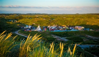 Dit is waarom jij naar surfana festival wilt